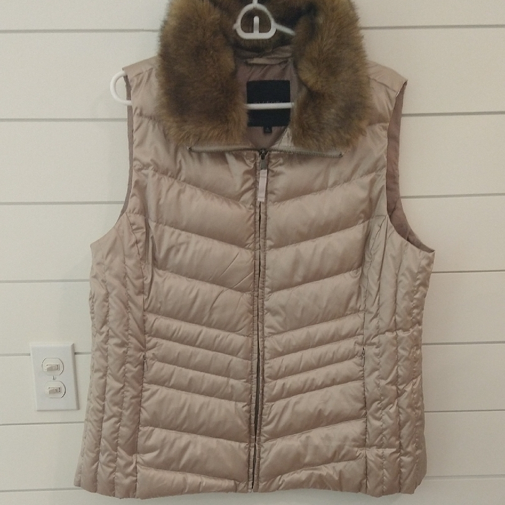 Talbots Light Brown Puffer Vest with detachable Faux Fur Collar